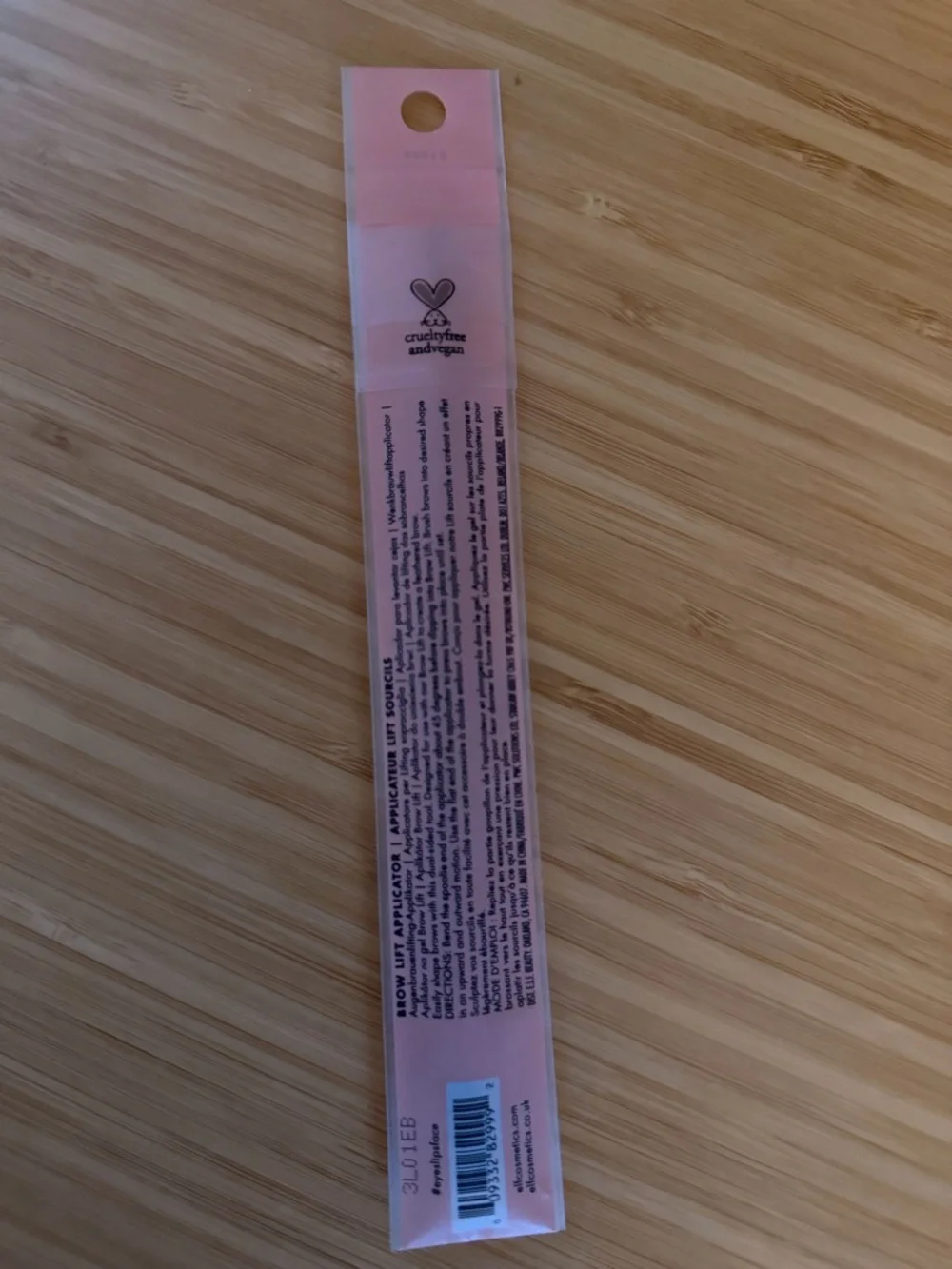🎀PICK 5/$25 e.l.f brow lift applicator